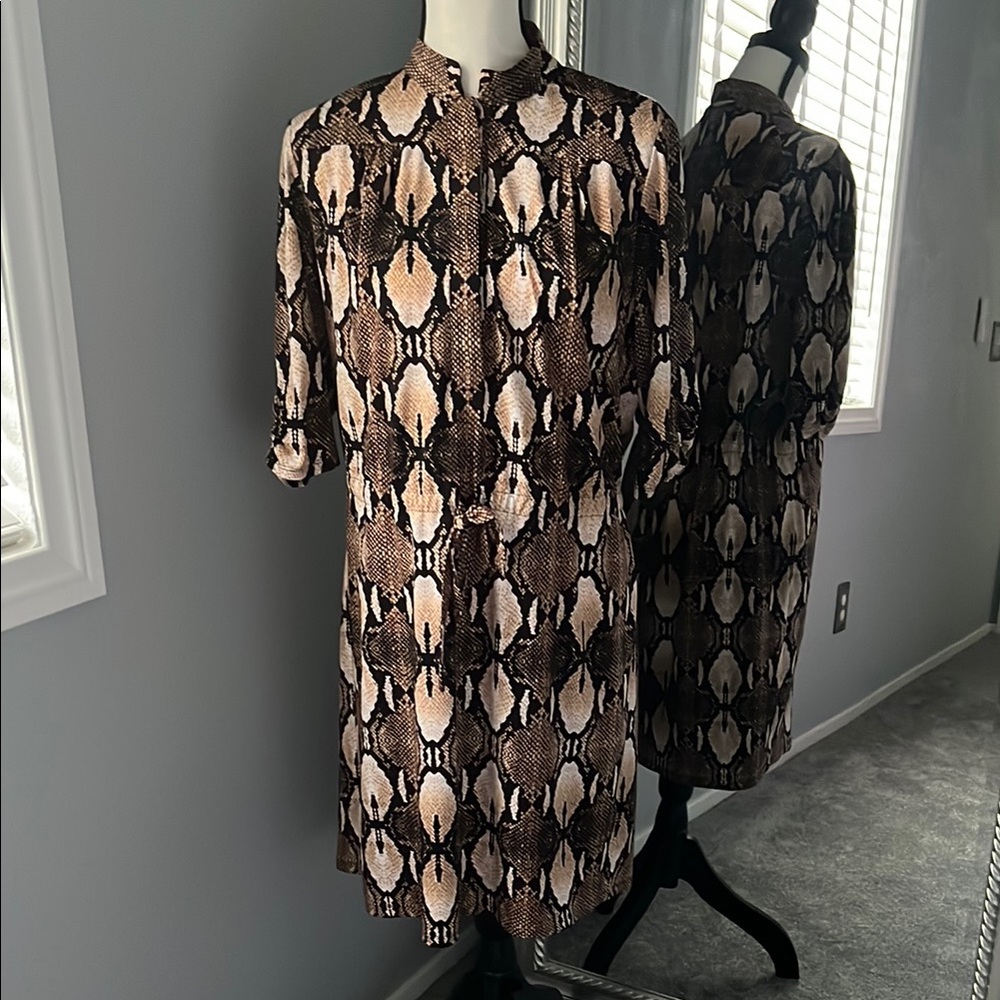 WHITE HOUSE BLACK MARKET Stylish Snake Print Dress - Womens M medium